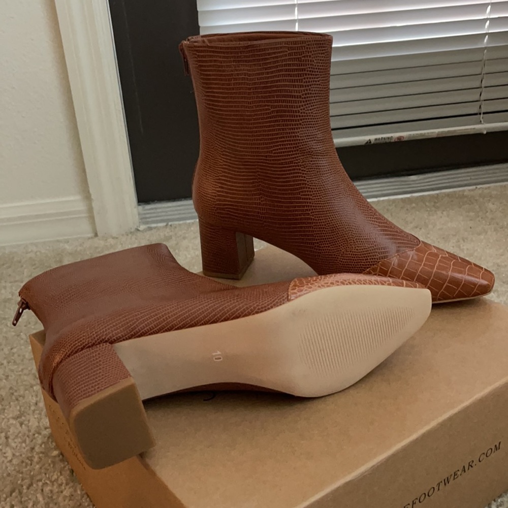 Matisse
Clyde Cognac Vegan Leather Ankle Boots 10M